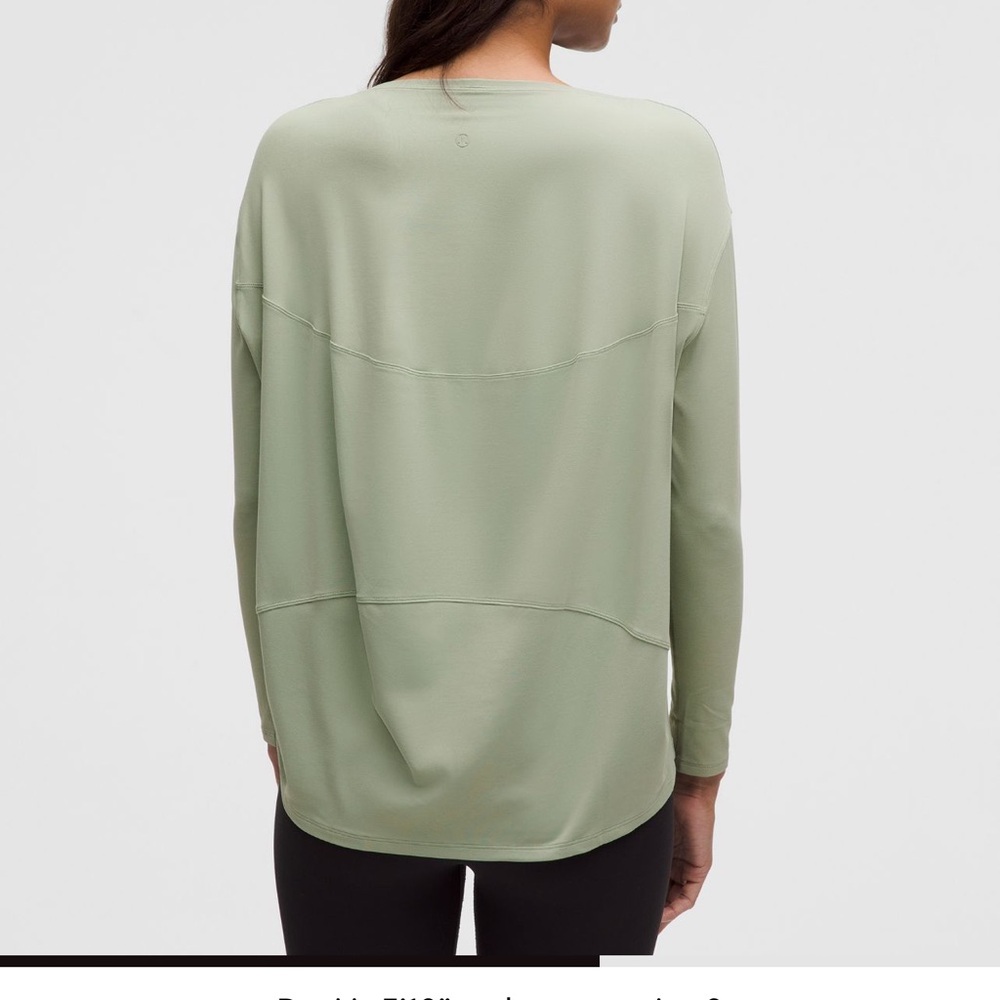Lululemon Athletica back in action short sleeve